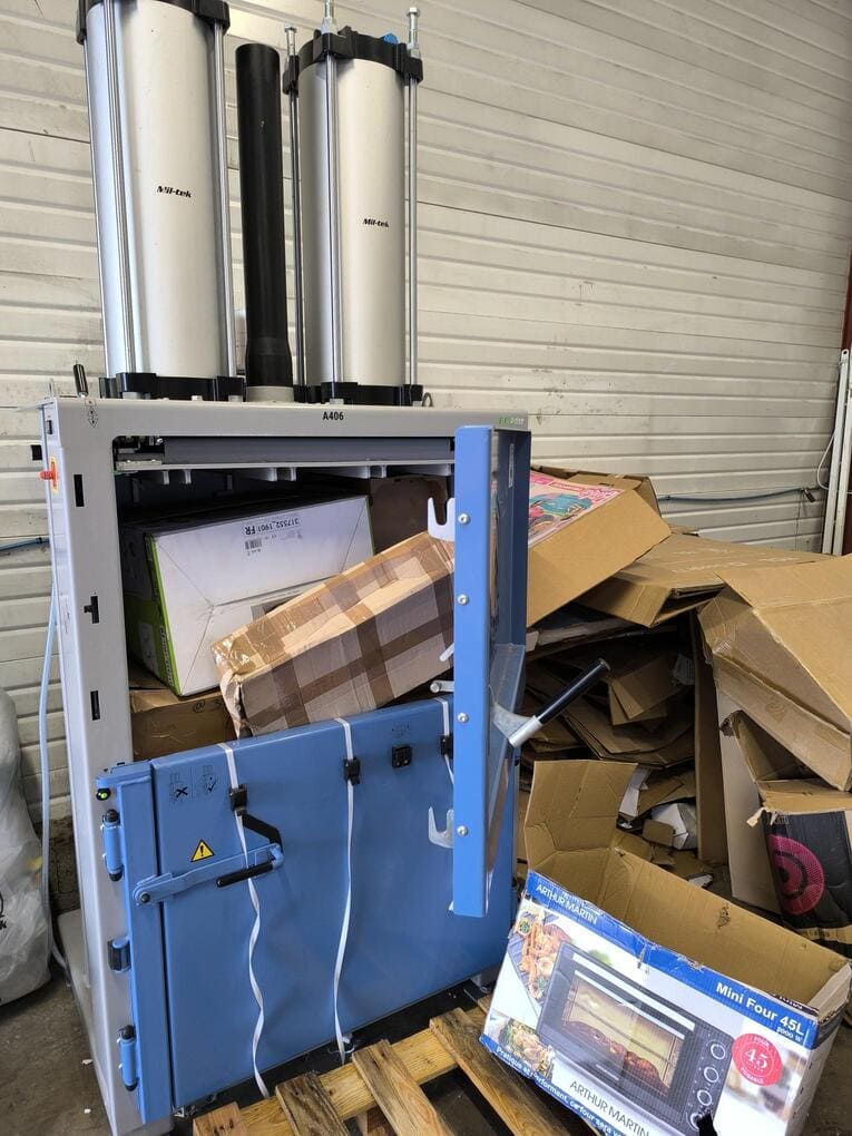 Presse pneumatique Mil-tek